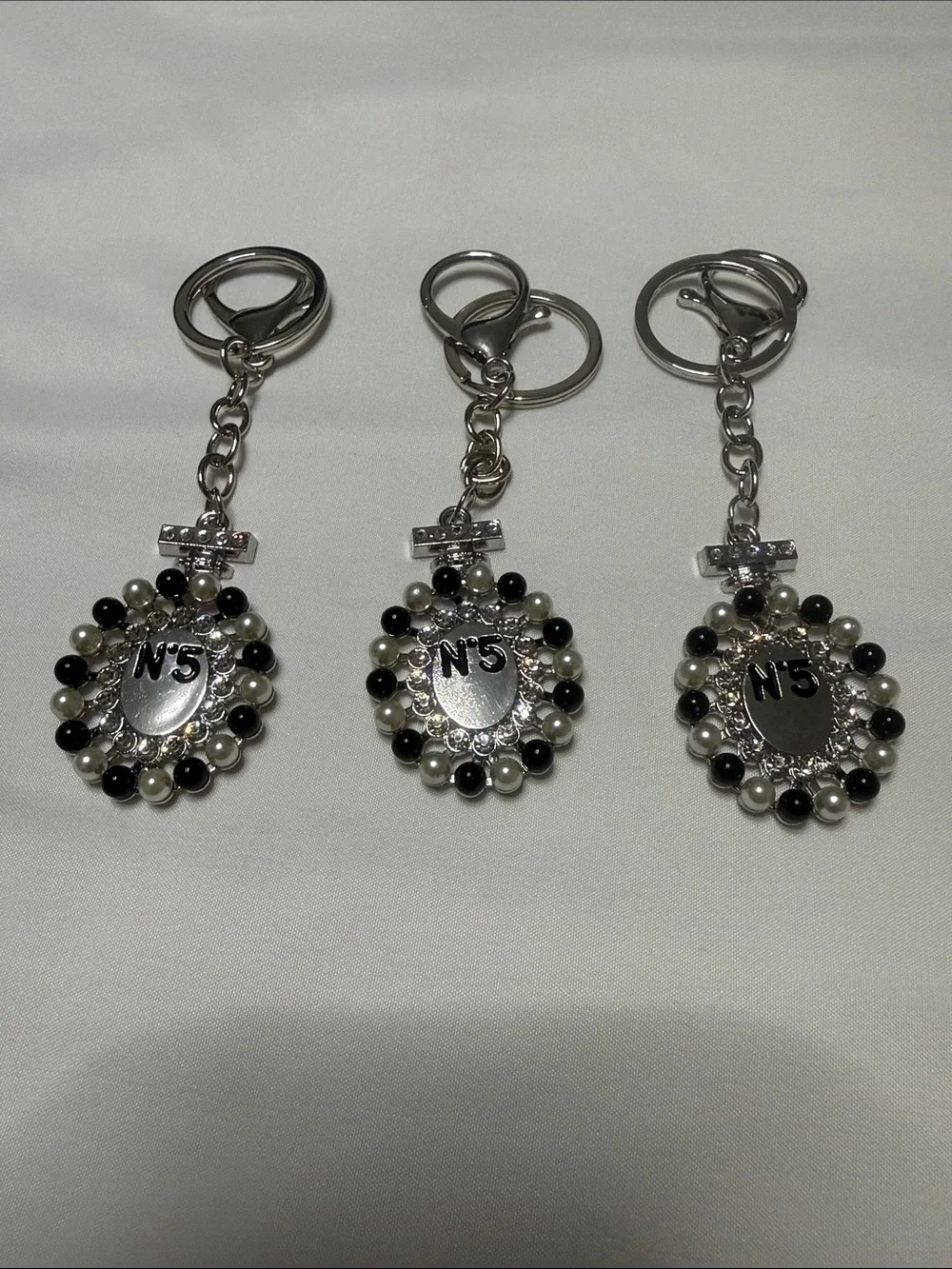 Set of 3 Nº5 Silver Pearl & Black Bead Keychain Charm - Fashion Accessory